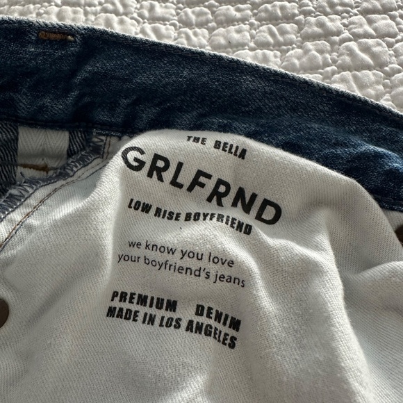*Like New* GRLFRND Denim “The Bella” Low Rise Boyfriend in West Village - Picture 10 of 10